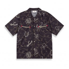 Camiseta Grimey Lone Hand Button