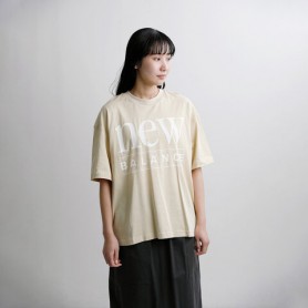 Camiseta New Balance Reimagined Oversize